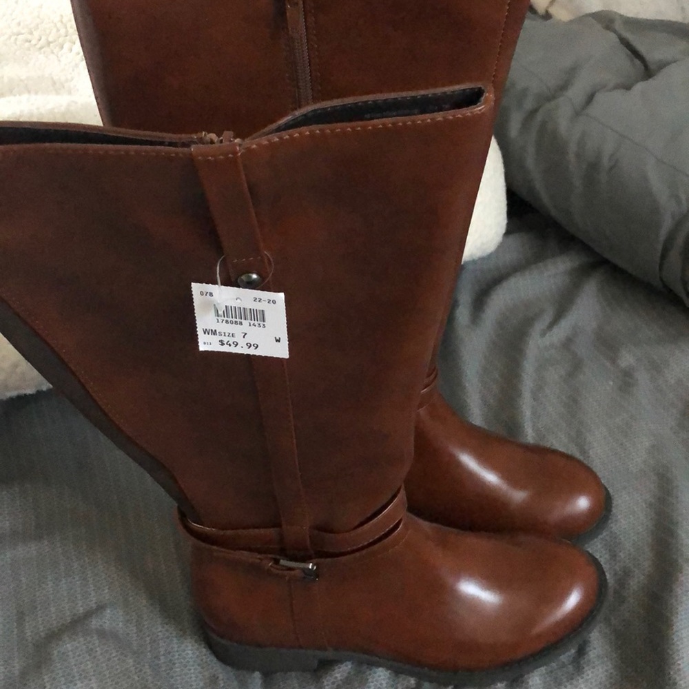American eagle knee high boots